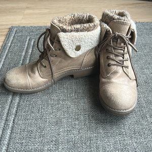 Womens winter boots